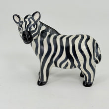 將圖片載入圖庫檢視器 Soapstone Zebra, 5" Looking Aside