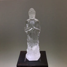 Cargar imagen en el visor de la galería, Himalayan Quartz Carved Shakyamuni Buddha
