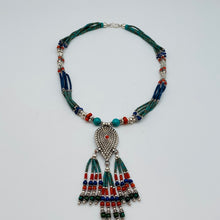 Cargar imagen en el visor de la galería, Tibet style Necklace - Teardrop Charm
