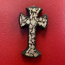 将图片加载到图库查看器，Hand Carved Milagro Cross
