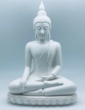 将图片加载到图库查看器，White Porcelain Sukothai Style Seated Buddha

